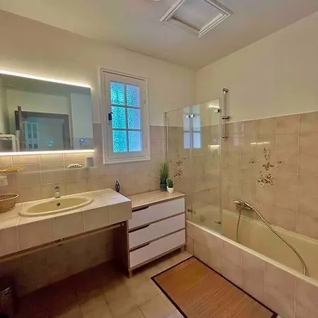 Apartment Miramar